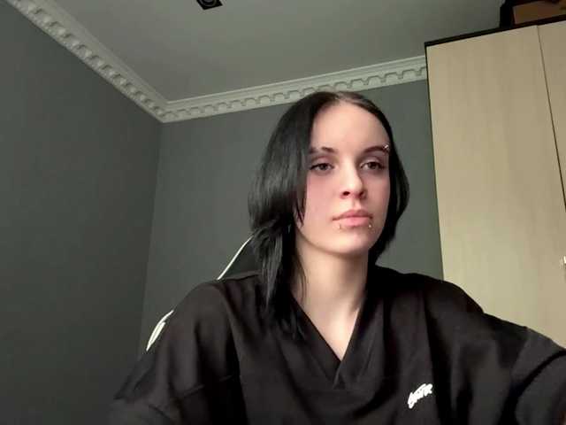 tootightwiththong live cam on BongaCams