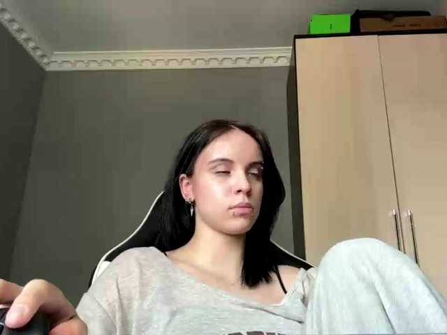 tootightwiththong live webcam show