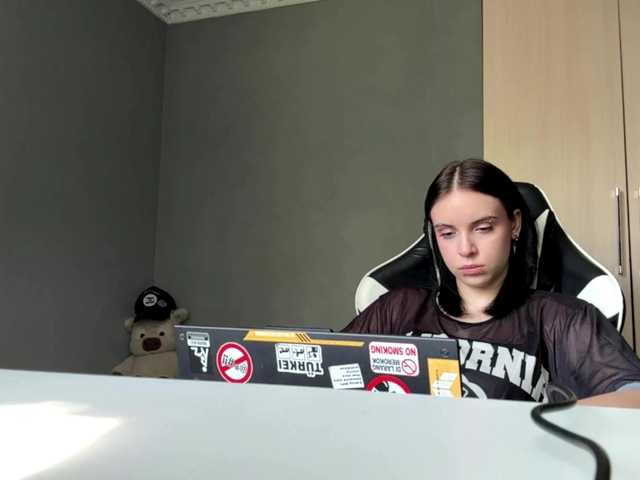 tootightwiththong live cam on BongaCams