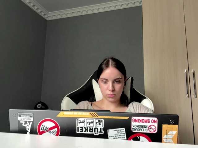 tootightwiththong live cam on BongaCams