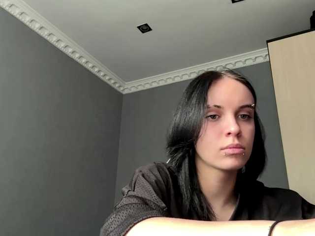 tootightwiththong live cam on BongaCams