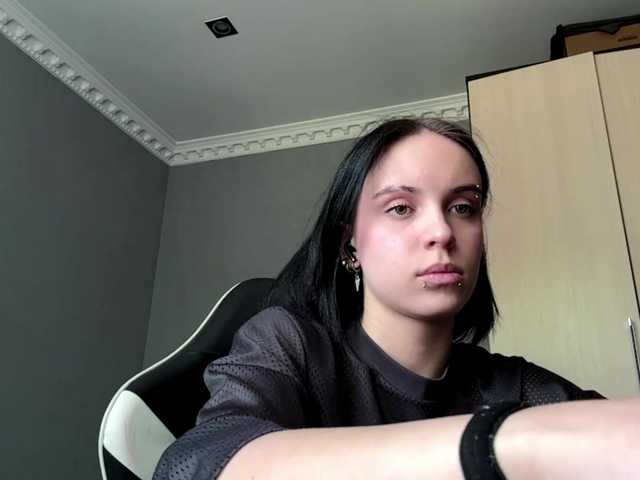 tootightwiththong live cam on BongaCams