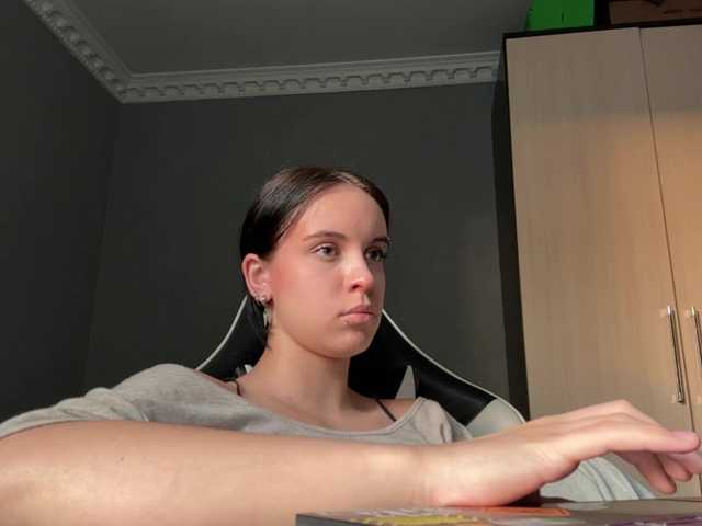 tootightwiththong live webcam show