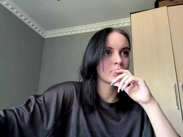 tootightwiththong live cam on BongaCams