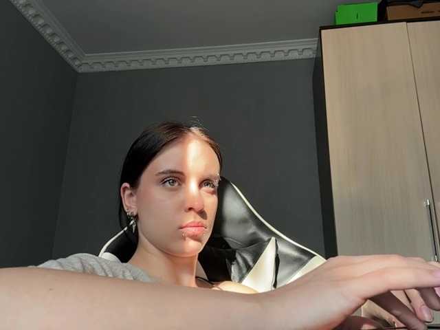 tootightwiththong