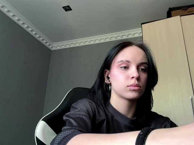 tootightwiththong live cam on BongaCams