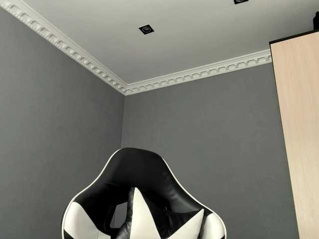 tootightwiththong live cam on BongaCams