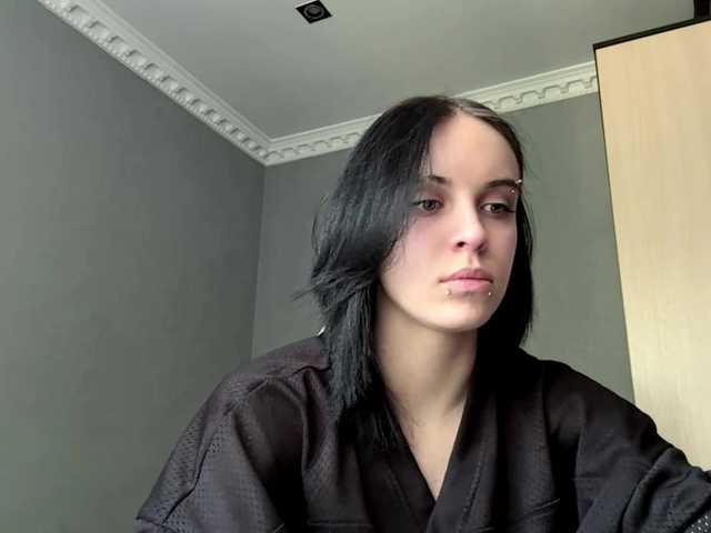 tootightwiththong live cam on BongaCams