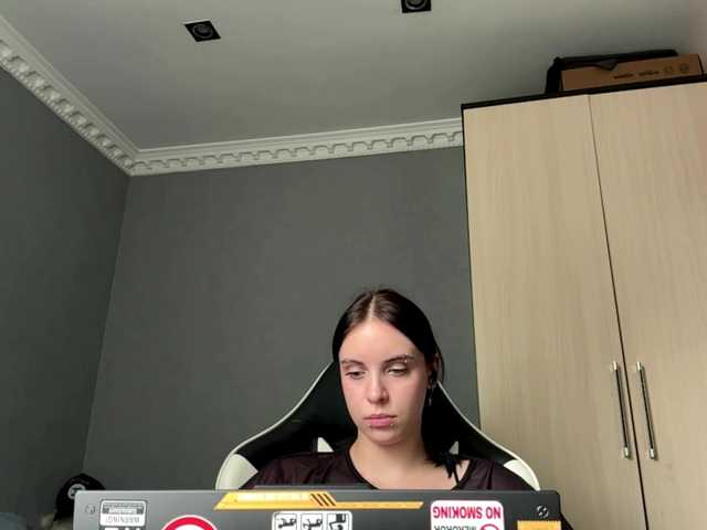 tootightwiththong live cam on BongaCams