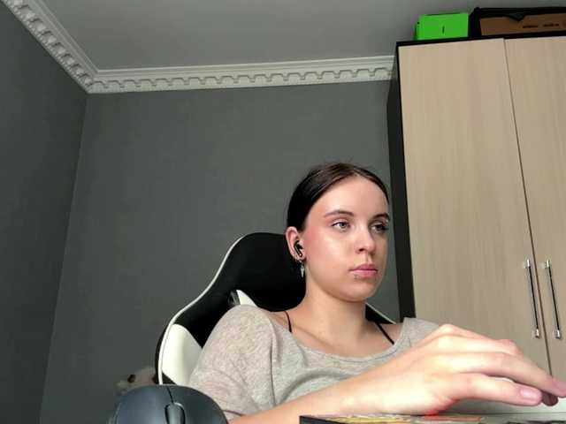 tootightwiththong live cam on BongaCams