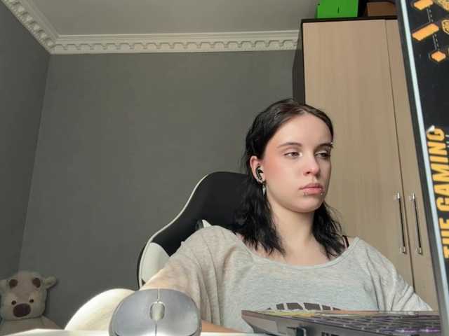tootightwiththong live webcam show