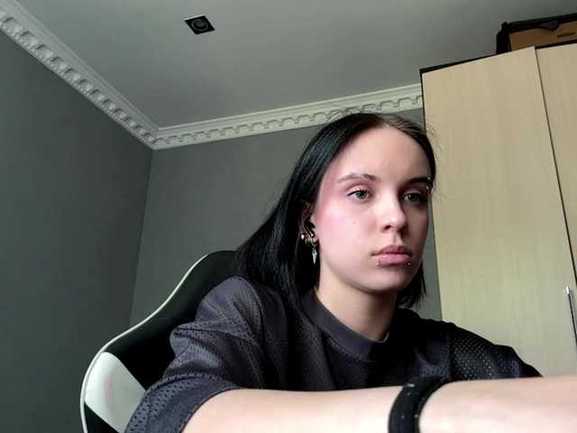 tootightwiththong live cam on BongaCams