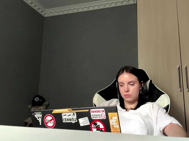 tootightwiththong live cam on BongaCams