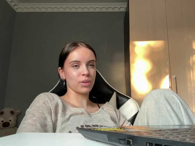 tootightwiththong live webcam show
