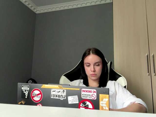 tootightwiththong live cam on BongaCams