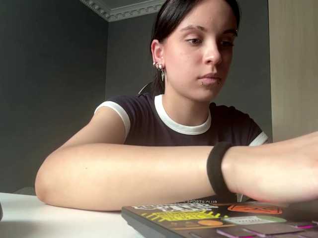 tootightwiththong live cam on BongaCams