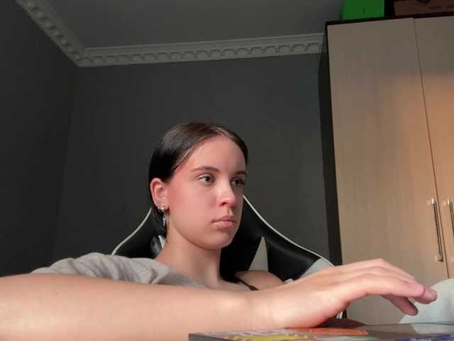 tootightwiththong live cam