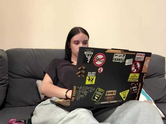 tootightwiththong live cam on BongaCams