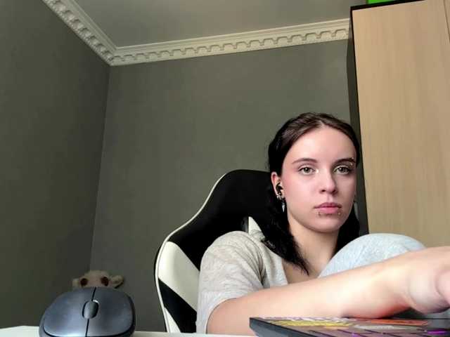 tootightwiththong live cam on BongaCams