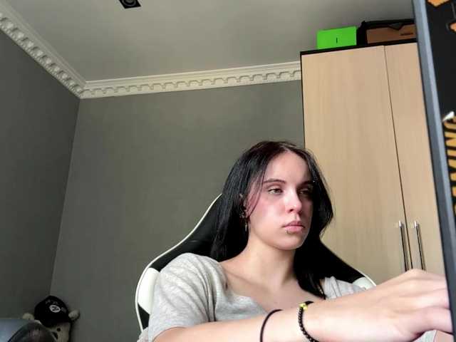 tootightwiththong live cam on BongaCams