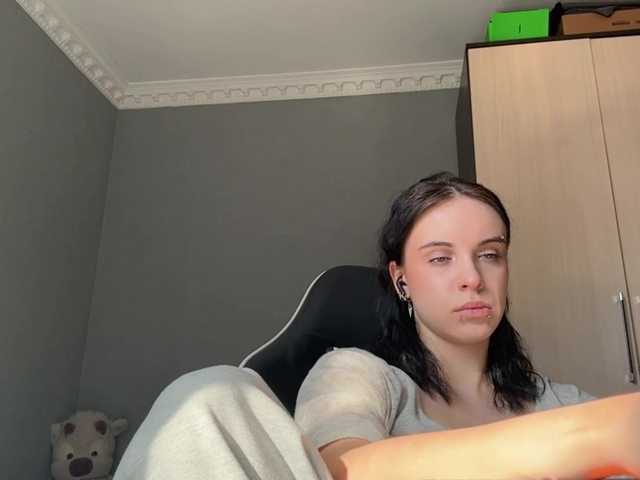 tootightwiththong live cam on BongaCams