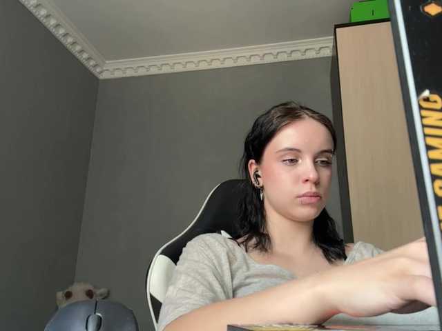 tootightwiththong live cam on BongaCams