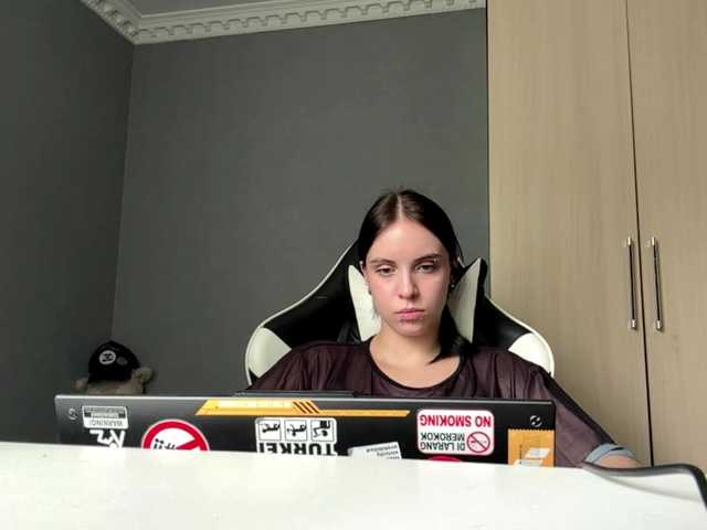 tootightwiththong live cam on BongaCams
