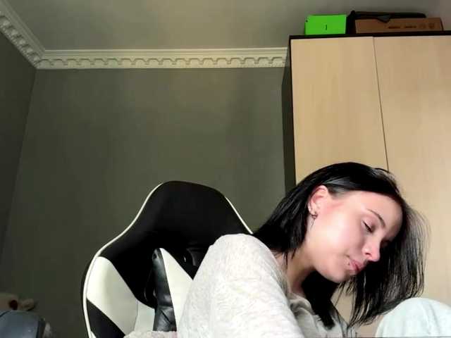 tootightwiththong live cam on BongaCams