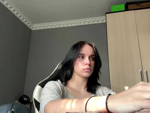 tootightwiththong live cam on BongaCams