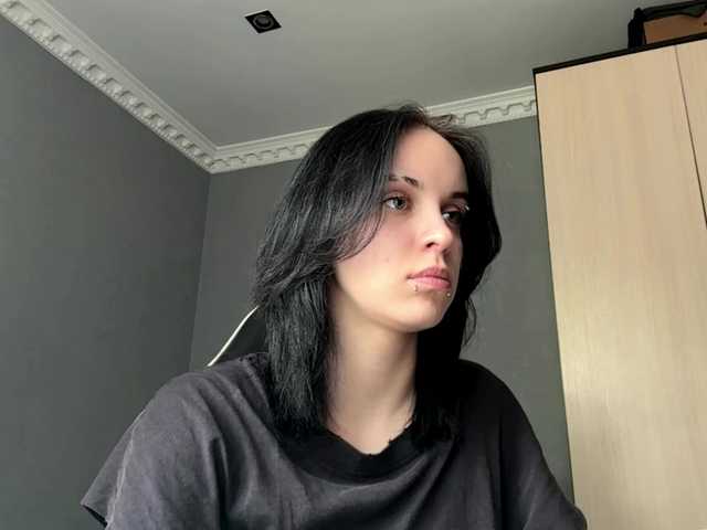 tootightwiththong live cam on BongaCams