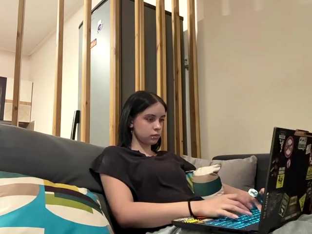 tootightwiththong live cam on BongaCams