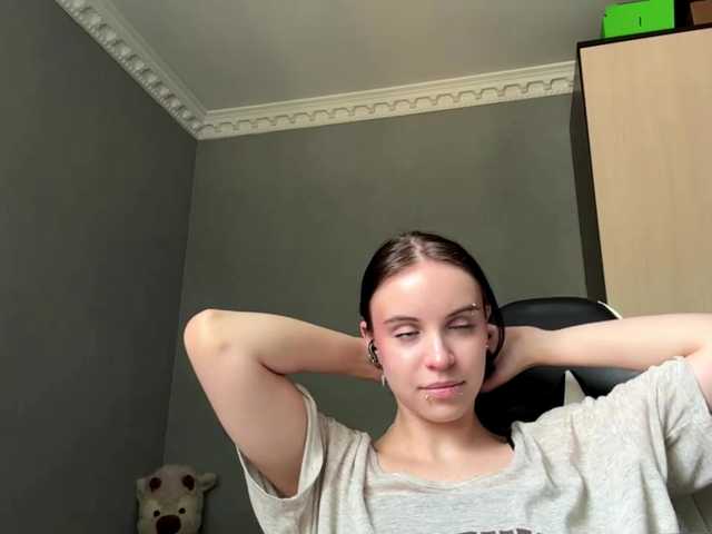 tootightwiththong live cam on BongaCams