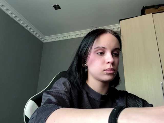 tootightwiththong live cam on BongaCams