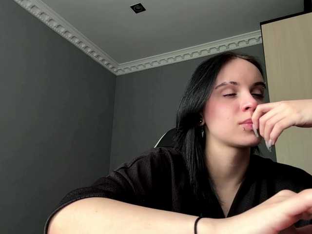 tootightwiththong live cam on BongaCams