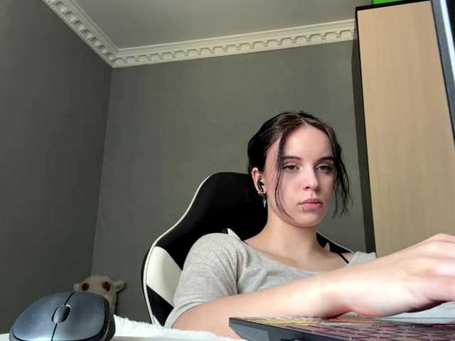 tootightwiththong live cam on BongaCams