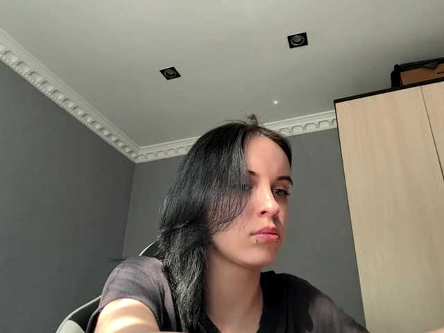tootightwiththong live cam on BongaCams