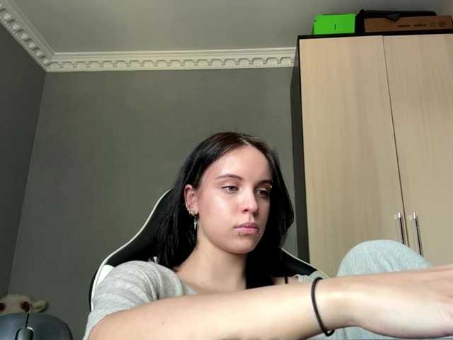 tootightwiththong live cam on BongaCams