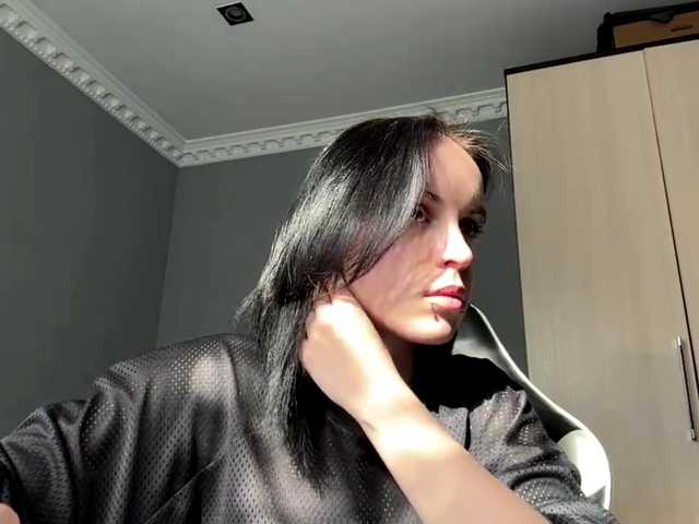 tootightwiththong live cam on BongaCams