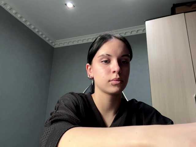 tootightwiththong live cam on BongaCams