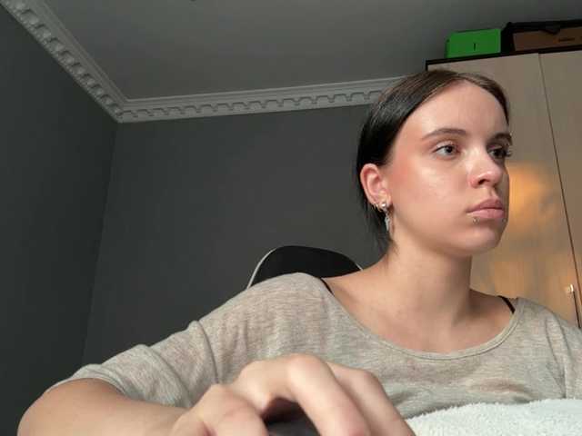 tootightwiththong live webcam show