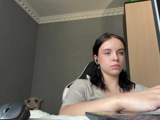 tootightwiththong live cam on BongaCams