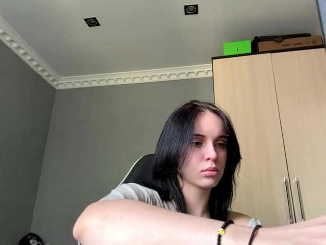 tootightwiththong live cam on BongaCams