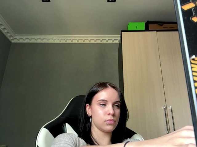 tootightwiththong live webcam show