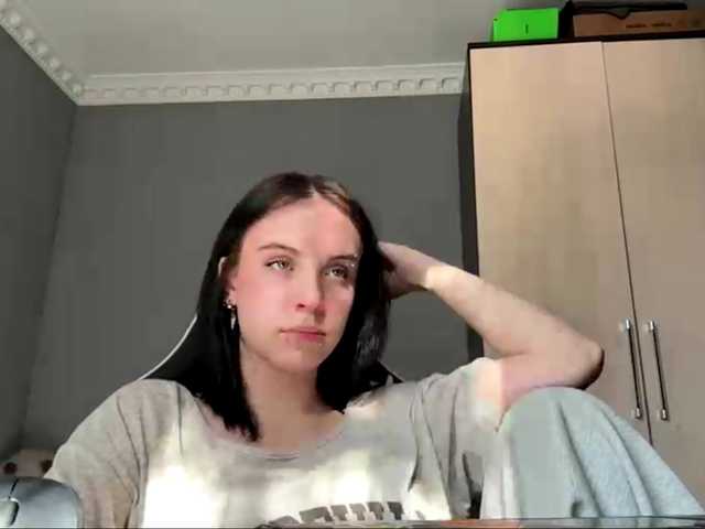 tootightwiththong live webcam show