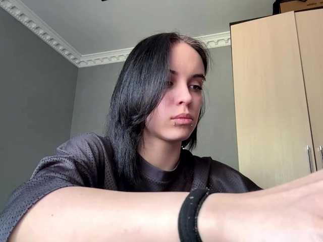 tootightwiththong live cam on BongaCams