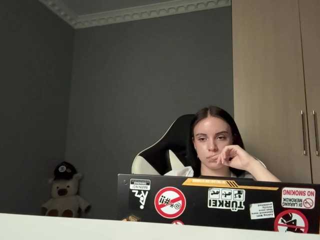 tootightwiththong live cam on BongaCams