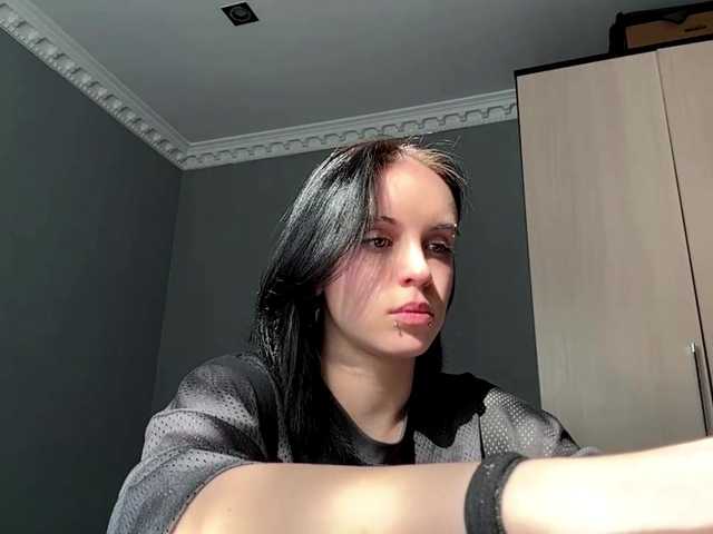 tootightwiththong live cam on BongaCams