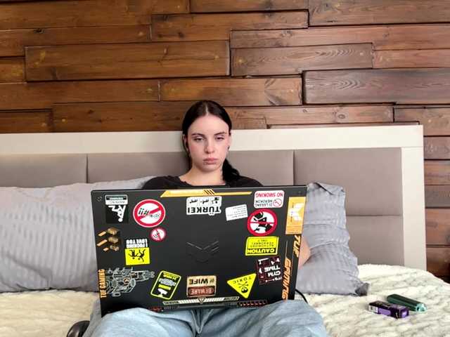 tootightwiththong live cam on BongaCams
