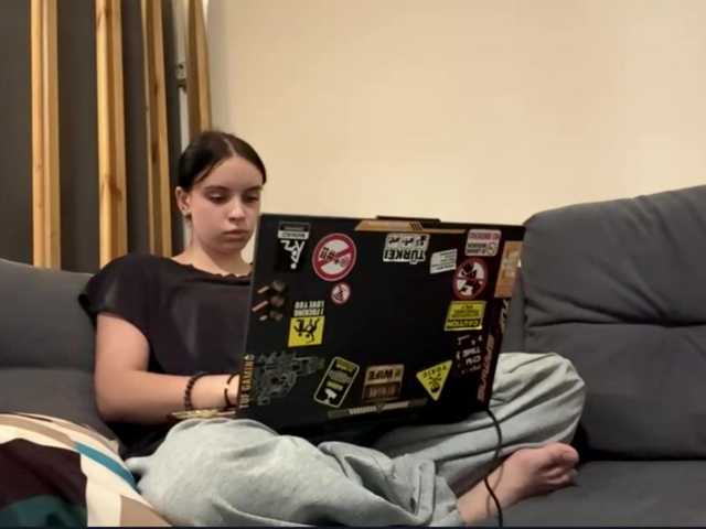 tootightwiththong live cam on BongaCams