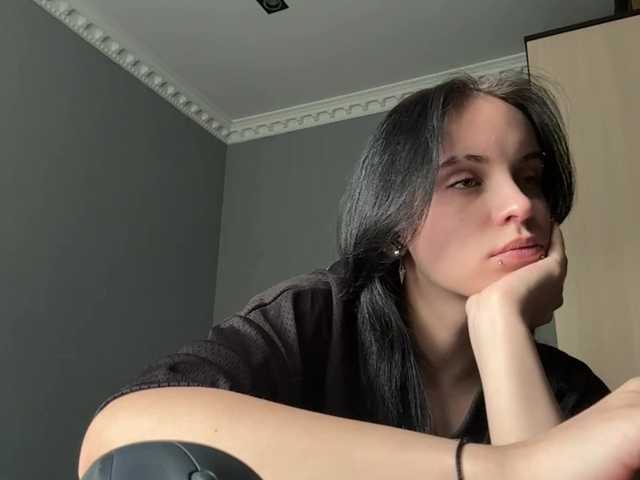 tootightwiththong live cam on BongaCams